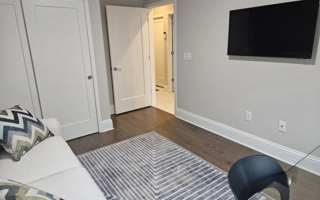 photo 4 of Cityscape Retreat 2 Bedroom Townhouse by RedAwning