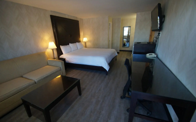 photo 4 of Civic Center Inn Santa Ana