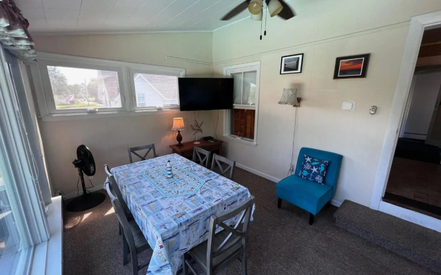 photo 5 of Claddagh Motel & Suites