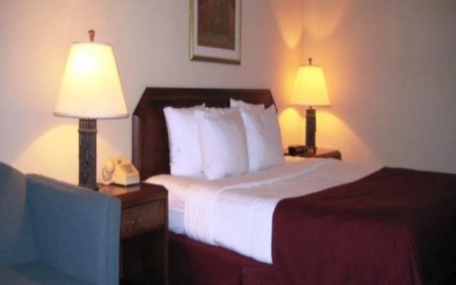 photo 4 of Grand Hotel Fayetteville