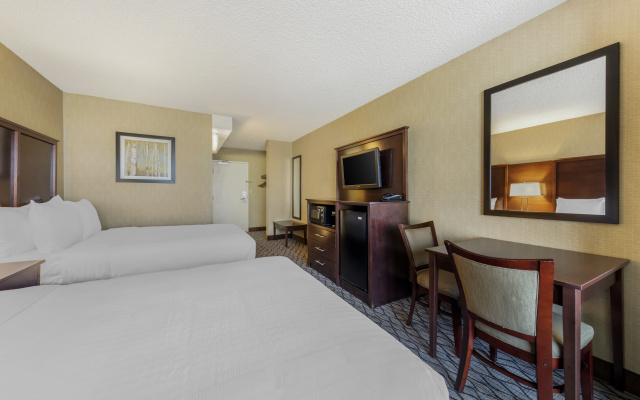 photo 3 of Clarion Hotel Anaheim Resort