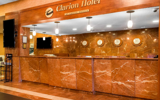 photo 2 of Clarion Hotel Philadelphia International Airport