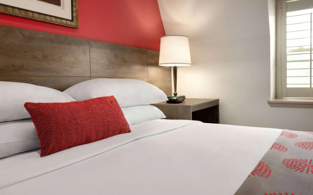 photo 5 of Ramada by Wyndham Oakland Downtown City Center