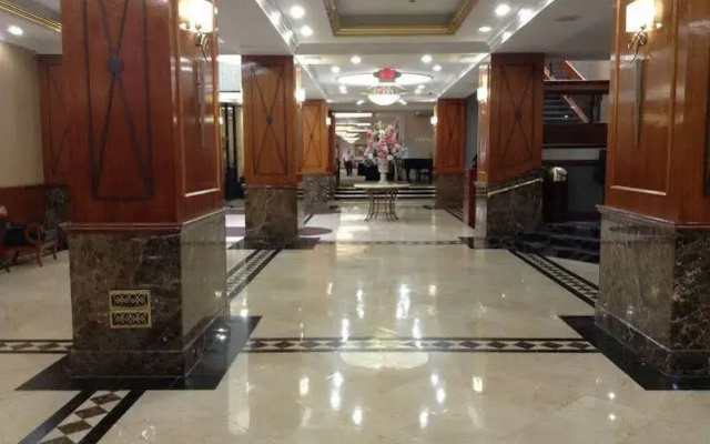 photo 2 of Clarion Hotel Empire Meadowlands