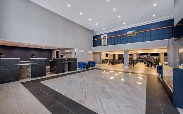 photo 2 of Clarion Hotel Conference Center Lexington North