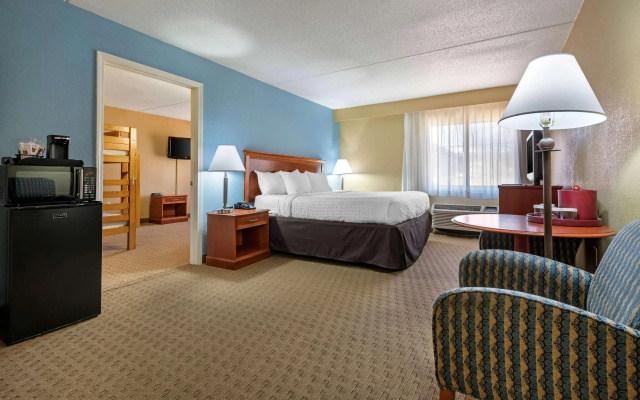 photo 4 of Clarion Hotel Conference Center Lexington North