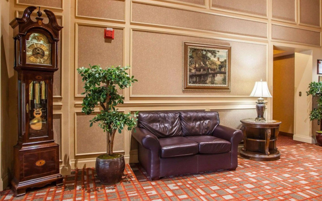 photo 2 of Clarion Hotel Palmer Inn Princeton