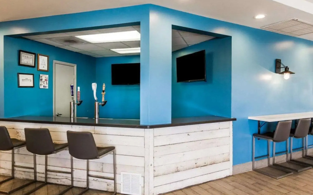 photo 5 of Inn Phoenix  Airport