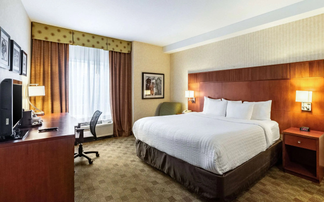 photo 4 of TownePlace Suites by Marriott Portland Airport