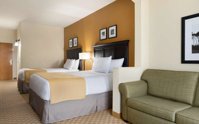 photo 3 of Country Inn & Suites by Radisson, Savannah Gateway, GA