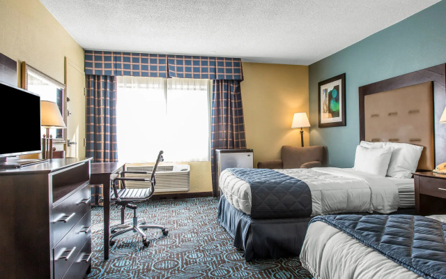 photo 5 of Regency Inn & Suites New London, Mystic