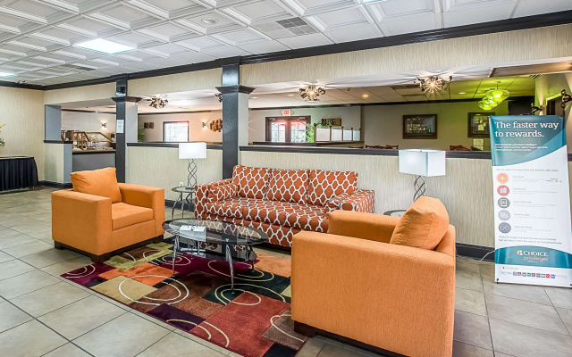photo 2 of Clarion Inn Columbia Airport