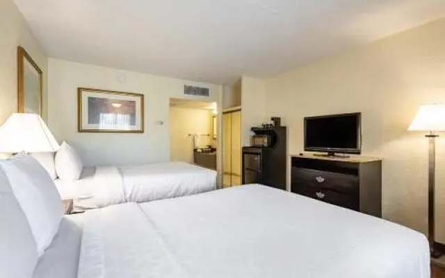 photo 3 of Clarion Inn &amp; Suites FL321