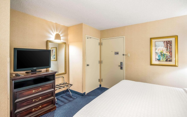photo 4 of Clarion Inn Grand Junction