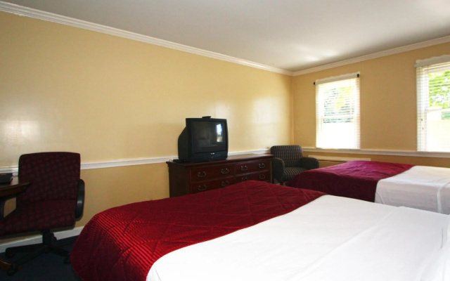 photo 5 of Clarion Inn Strasburg - Lancaster