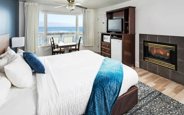 photo 5 of Clarion Inn Surfrider Resort