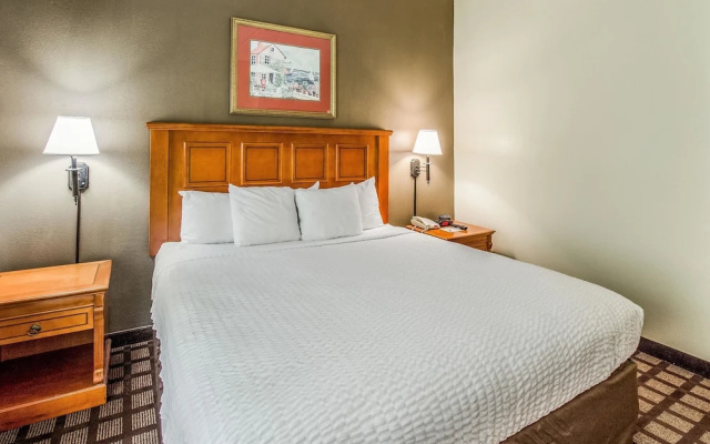 photo 2 of Clarion Suites Conference Center near I-95