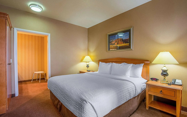 photo 4 of Clarion Suites St George - Convention Center Area