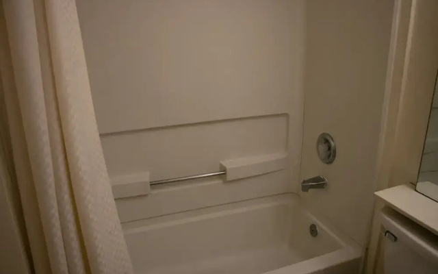 photo 5 of Classic Inn