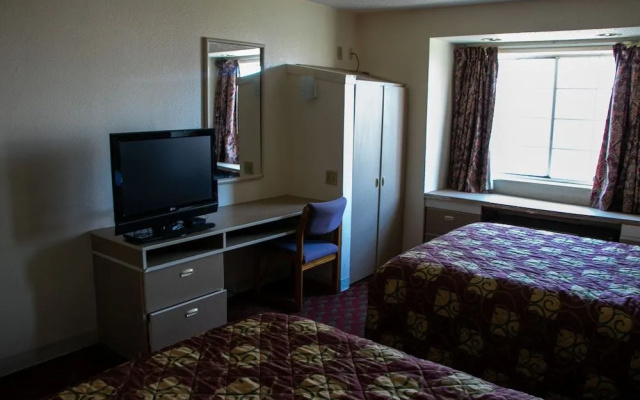 photo 4 of Classic Inn San Marcos, TX