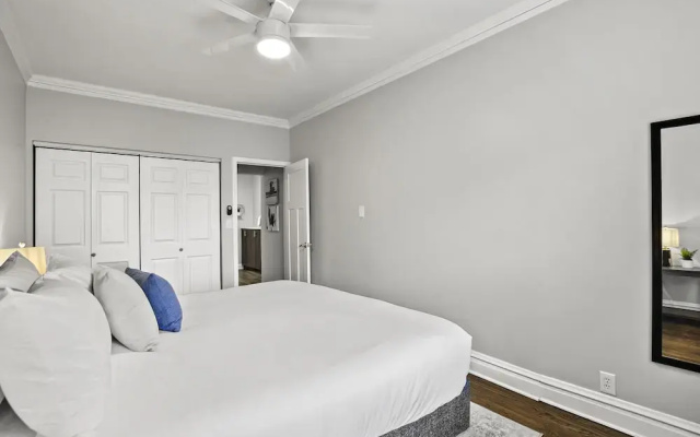 photo 5 of Classy 2BR Spacious Apt in Avondale