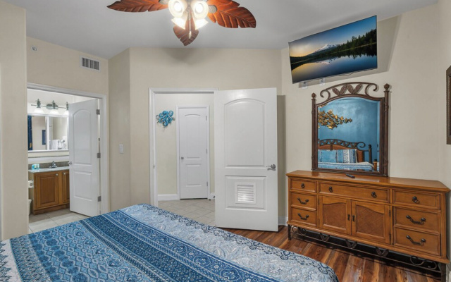 photo 5 of Luxury Condo w/ Huge Private Balcony on Lake Bryan