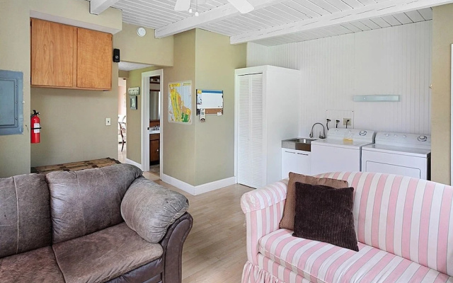 photo 3 of Clatsop Lake House 2 Bedrooms 1 Bathroom Home
