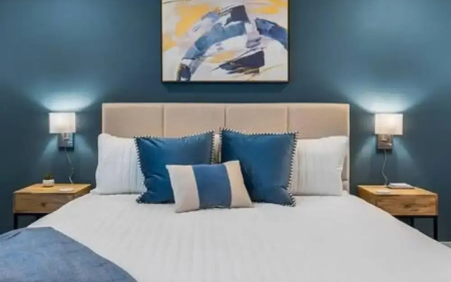 photo 4 of Clean and Cozy - King Bed - Close to Everything