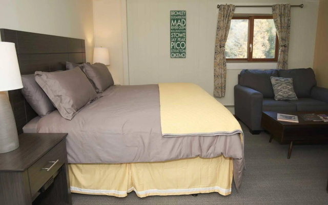 photo 3 of Clear River Inn