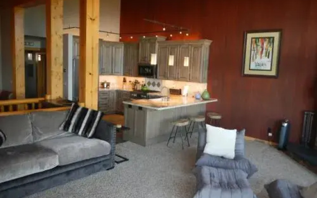 photo 2 of Clearview #2 - 3 Br Home