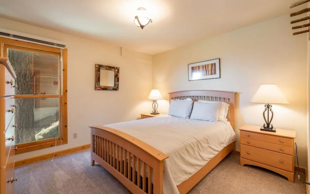 photo 4 of Clearview by Tahoe Mountain Properties