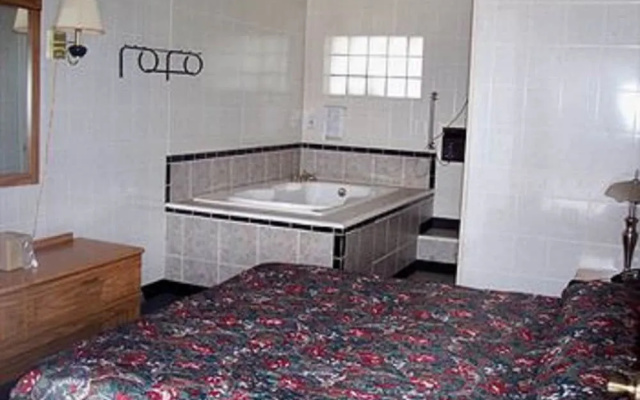photo 3 of Clearview Motor Inn