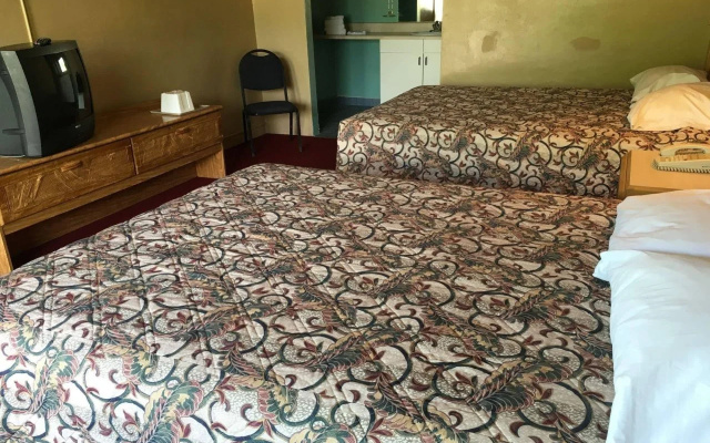 photo 5 of Clearwater Inn