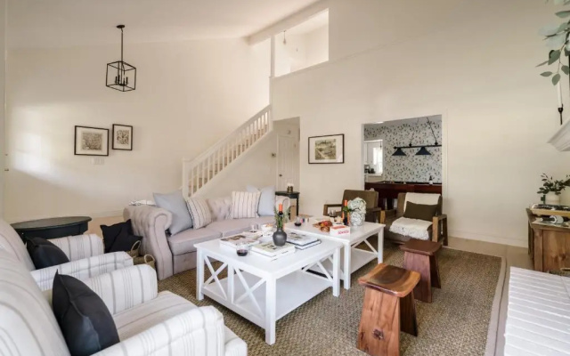 photo 4 of Elegant Wine Country Retreat With Pool, Fireplace & Scenic Deck Views