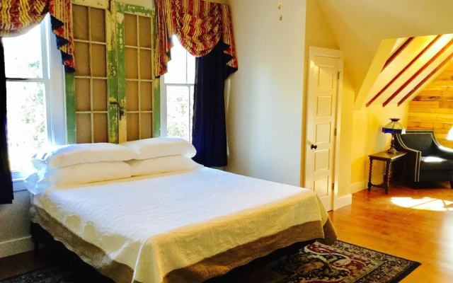 photo 5 of Clermont Bluffs B&B