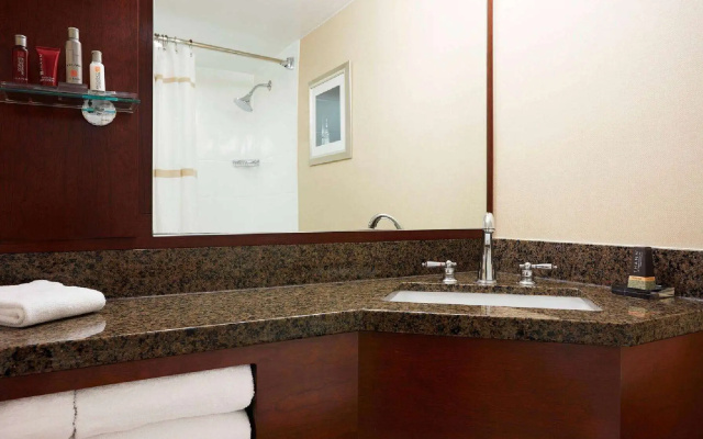 photo 5 of Wyndham Cleveland Airport