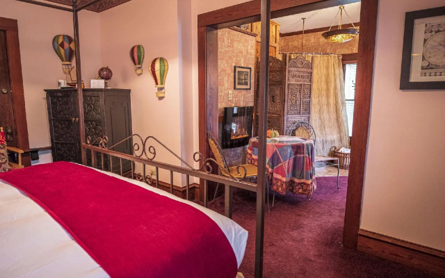 photo 5 of Cliff Cottage Inn - Victorian B&B and Boutique Hotel