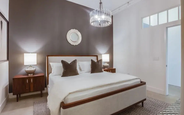 photo 5 of Clock Loft
