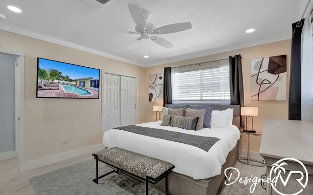 photo 5 of Close to Beach 4Br with Heated Pool