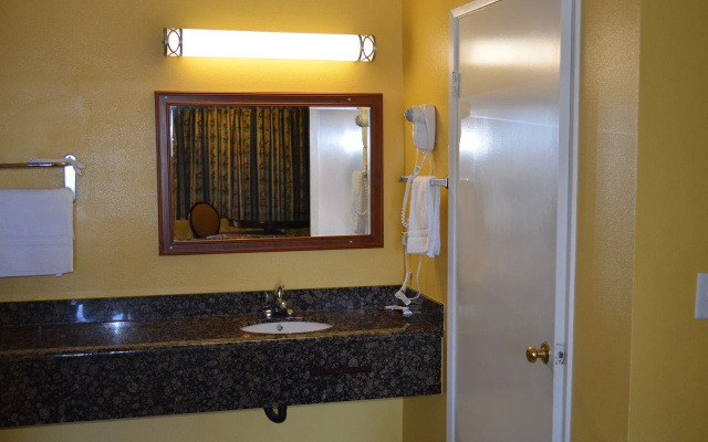 photo 5 of Cloud 9 Inn LAX