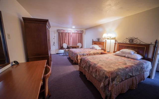 photo 5 of Clover Creek Inn