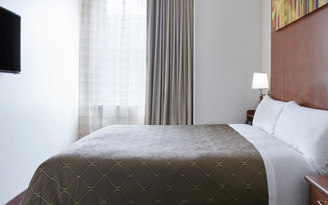 photo 5 of Club Quarters Hotel Rittenhouse Square, Philadelphia