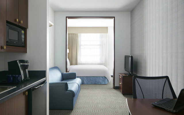 photo 3 of Club Quarters Hotel Wacker at Michigan, Chicago