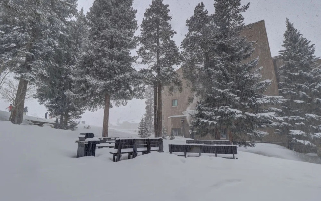 photo 5 of Cm325 Copper Mtn Inn 3 Bedroom Condo by RedAwning