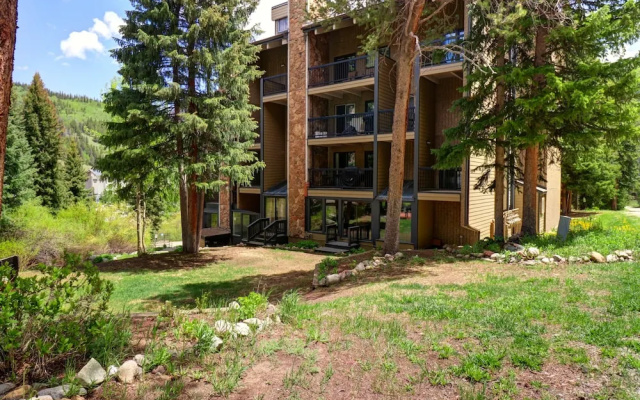 photo 2 of Cm325/29 Copper Mtn Inn 2br 2ba 2 Bedroom Condo by RedAwning