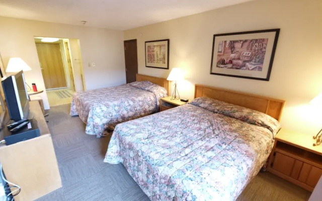 photo 2 of CM447H Hotel Room 1Br 1 Ba