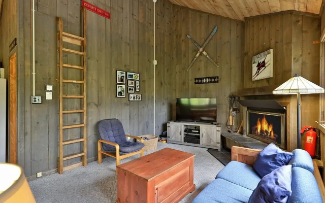 photo 2 of Coach Road Duplex - Left Side by Killington Vacation Rentals