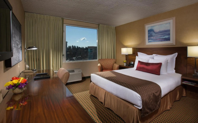photo 5 of Coast Gateway Hotel
