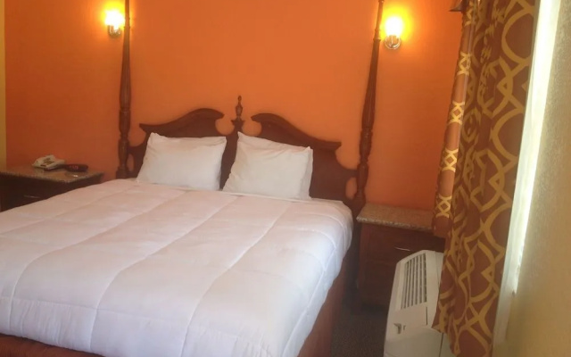 photo 2 of Coast Inn