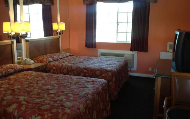 photo 4 of Coast Motel